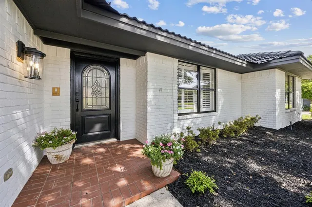 $589,000 | 101 Oakmont Drive, Trophy Club, TX 76262