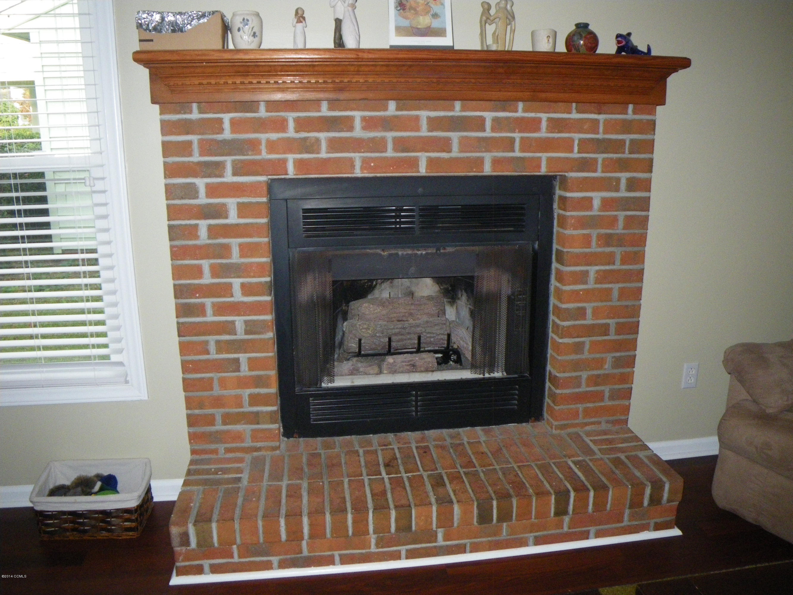 working gas fireplace