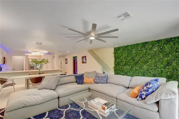 $6,000 | 246 Avenue L, Delray Beach, FL 33483