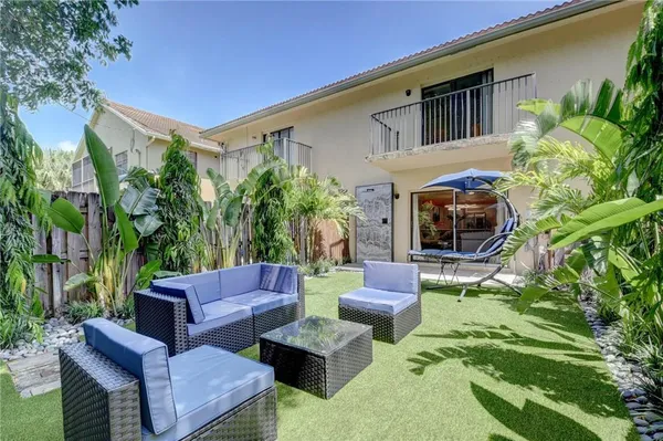 $6,000 | 246 Avenue L, Delray Beach, FL 33483