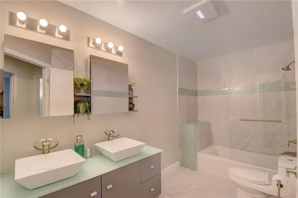 $6,000 | 246 Avenue L, Delray Beach, FL 33483