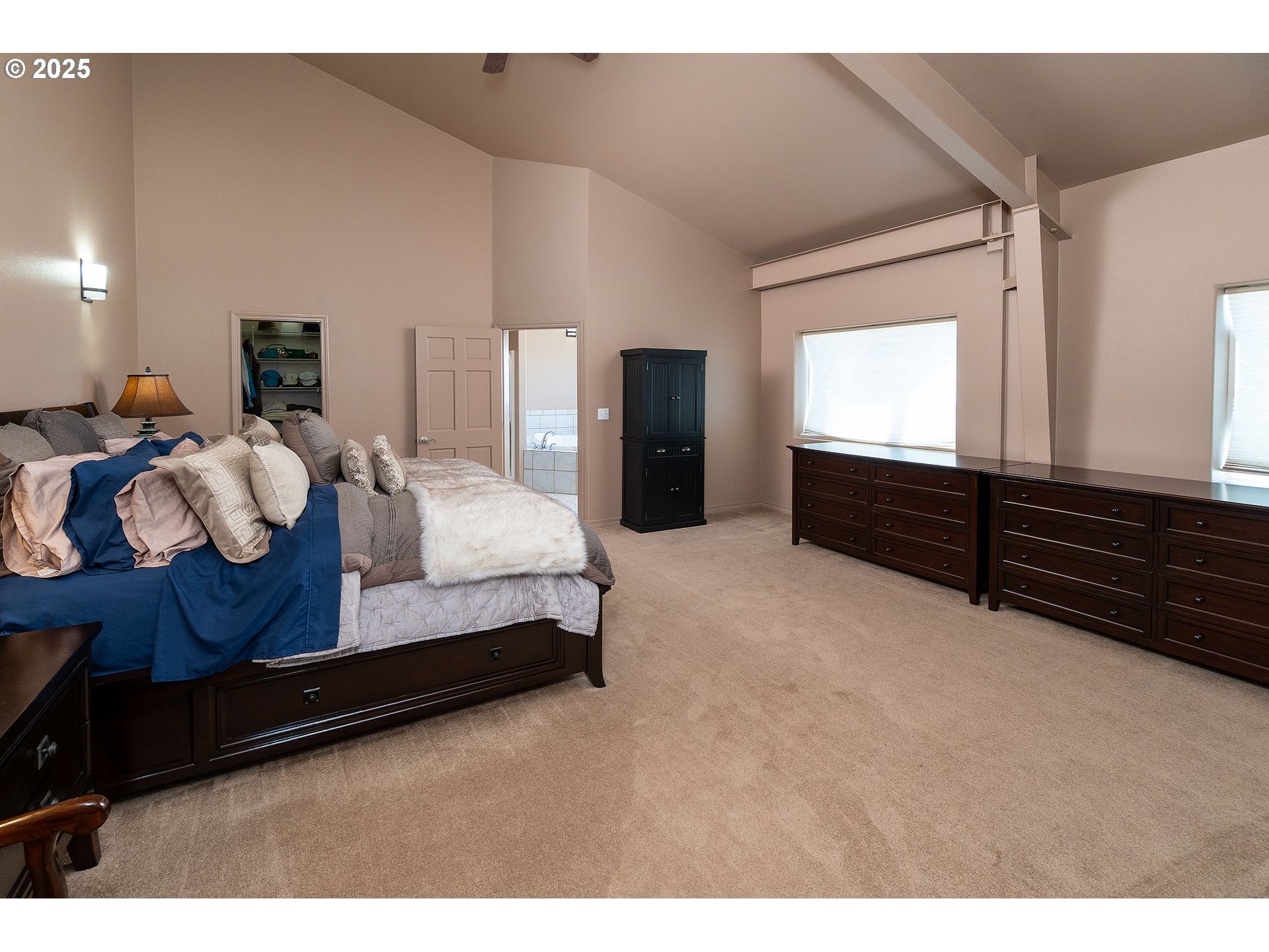 12444 Southwest Green Drive Culver, OR 97734 - Photo 25 of 34 a bedroom with bed and window