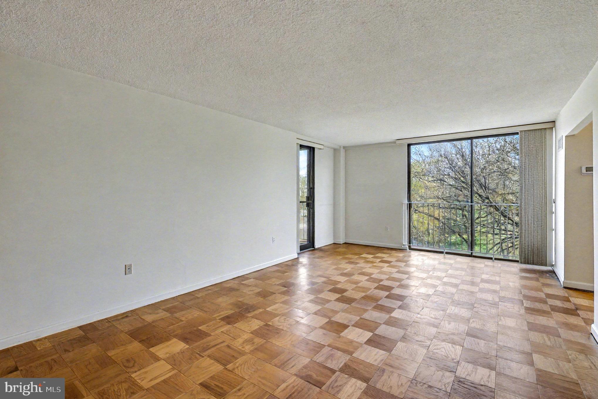 2100 Washington Avenue, Unit 6B Silver Spring, MD 20910 - Photo 8 of 33 a view of an empty room with a window