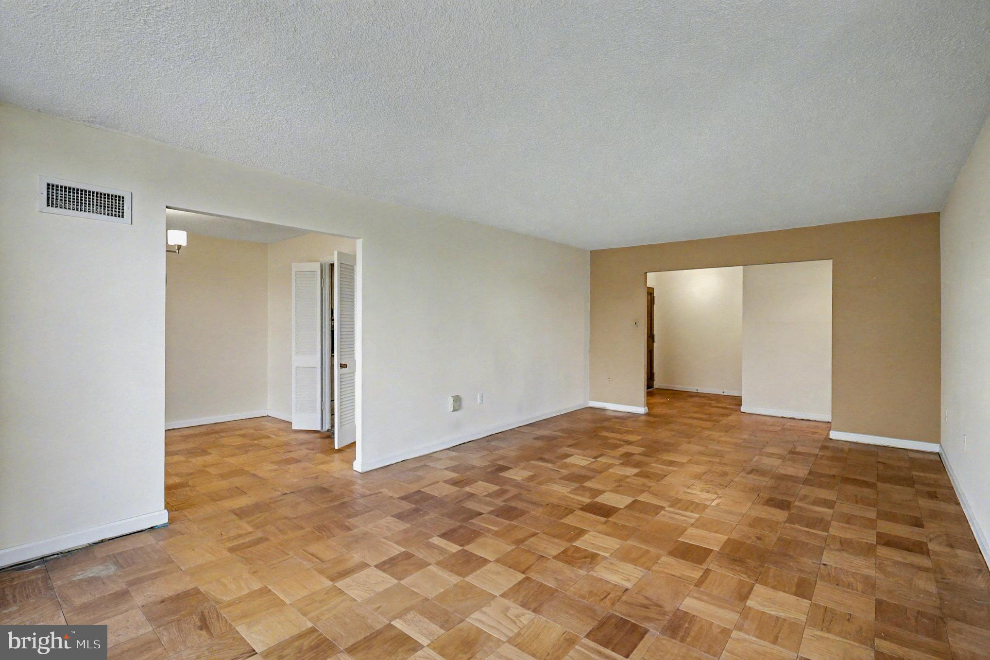 2100 Washington Avenue, Unit 6B Silver Spring, MD 20910 - Photo 10 of 33 a view of an empty room and window