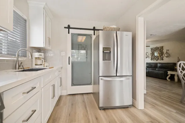 $365,000 | 1403 East Griffith Way, Fresno, CA 93704