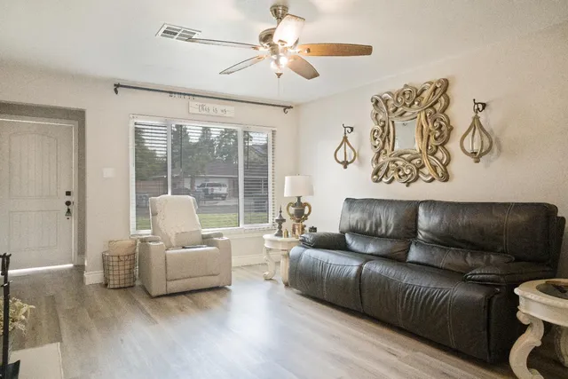 $365,000 | 1403 East Griffith Way, Fresno, CA 93704