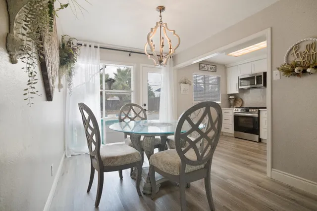 $365,000 | 1403 East Griffith Way, Fresno, CA 93704