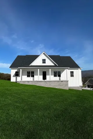 $575,000 | 451 Hudlow Road, Dunlap, TN 37327