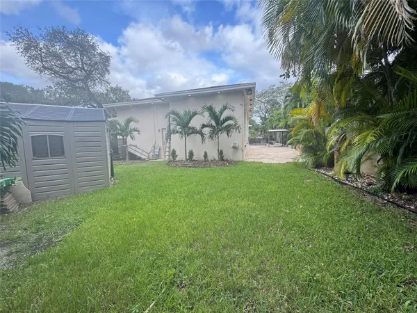 $12,000 | 5981 Southwest 37th Terrace, Fort Lauderdale, FL 33312
