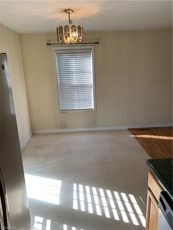 4393 North Old 52 Road Pinnacle, NC 27043 - Photo 14 of 41