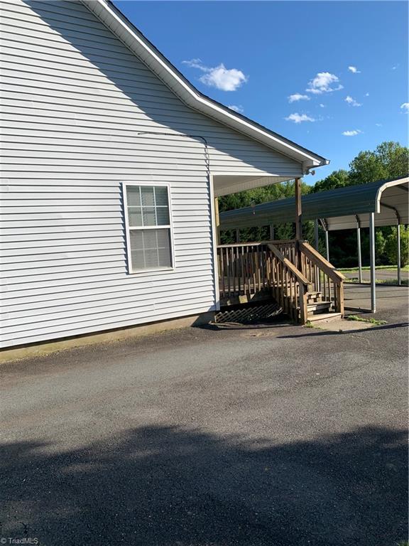 4393 North Old 52 Road Pinnacle, NC 27043 - Photo 30 of 41