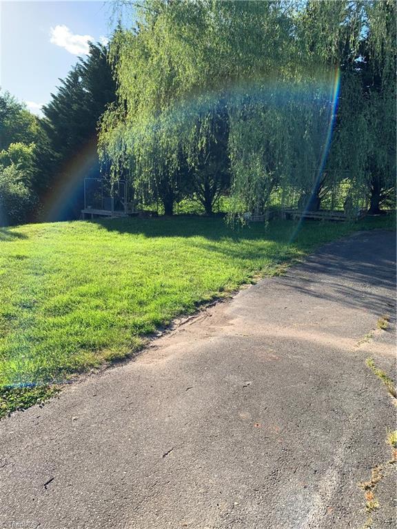 4393 North Old 52 Road Pinnacle, NC 27043 - Photo 37 of 41