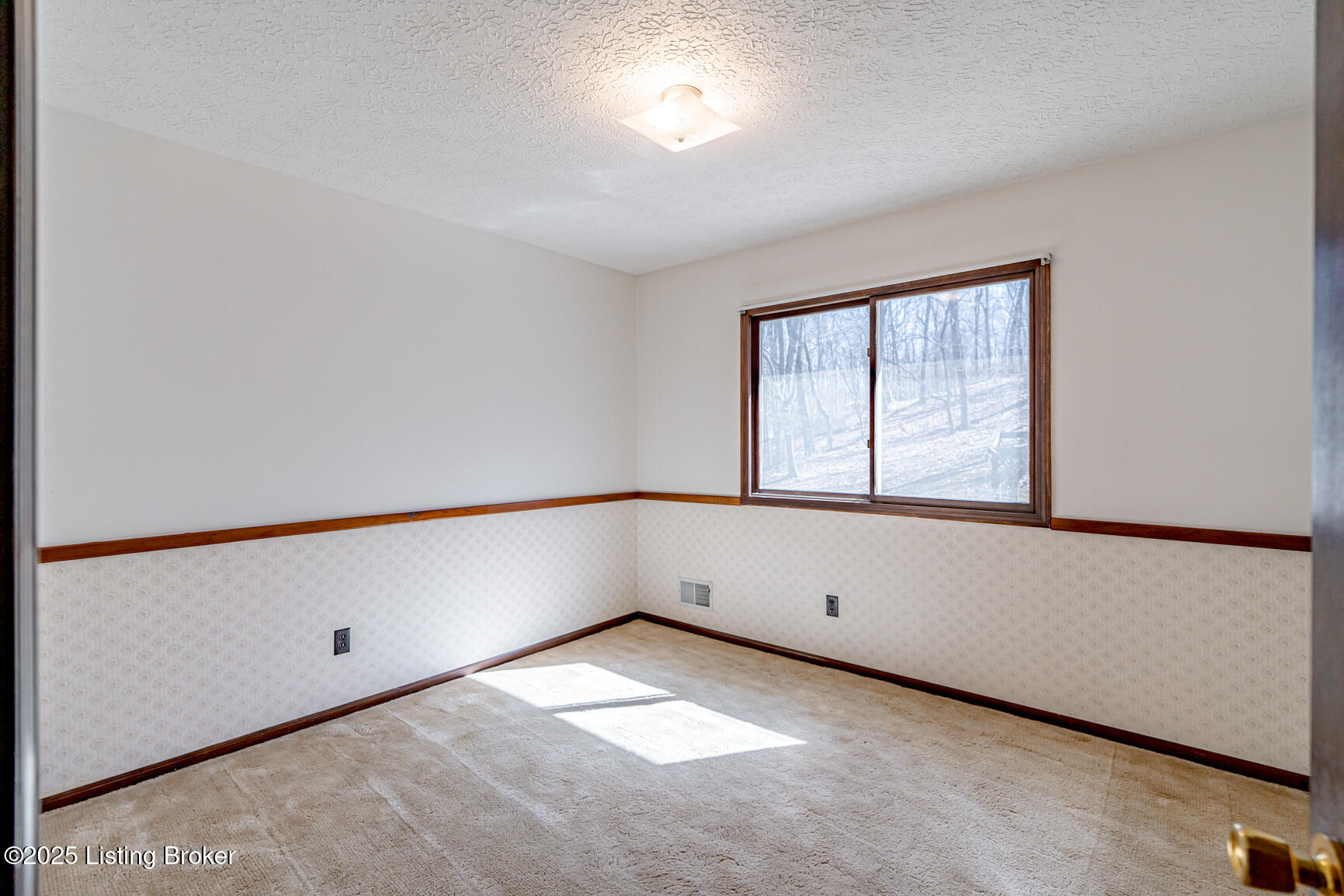 585 Foley Road Shepherdsville, KY 40165 - Photo 39 of 78 DSC00383