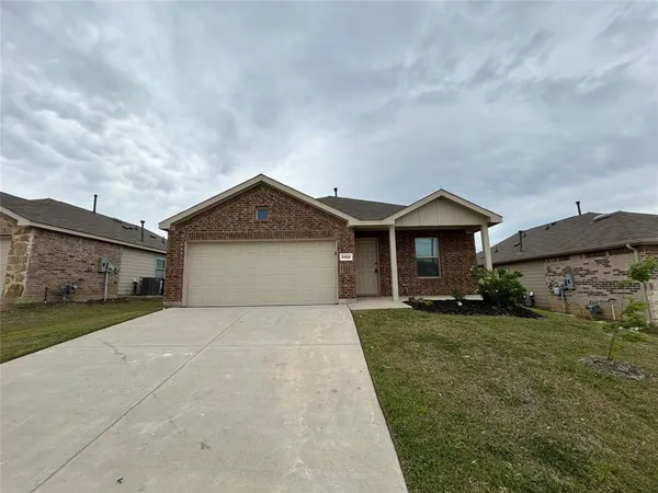 $2,095 | 8428 Fawn Creek Drive, Fort Worth, TX 76123