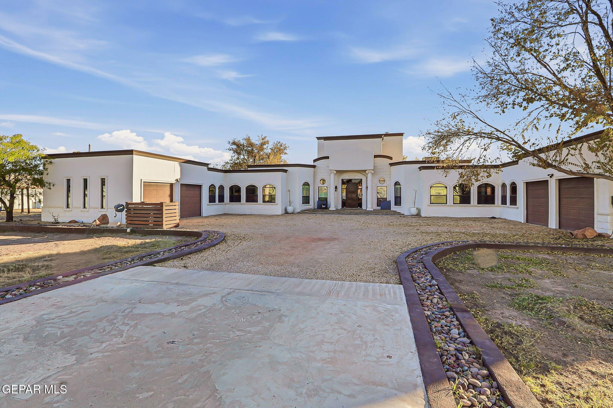 800 Smokey Ridge Court El Paso, TX 79932 - Photo 6 of 82 74-web-or-mls-IMG_6538_autoremove_112740