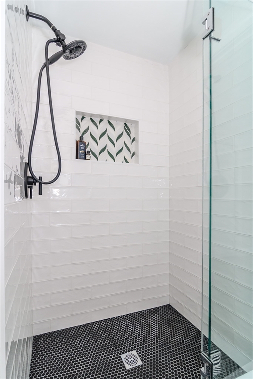 48 Wethersfield Road Natick, MA 01760 - Photo 17 of 33