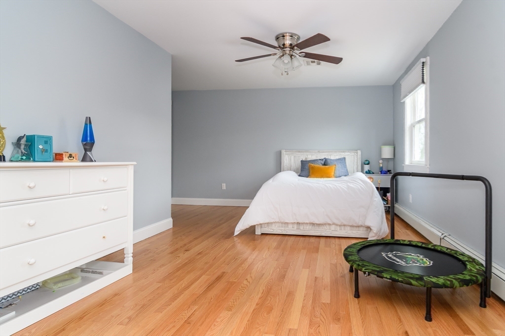 48 Wethersfield Road Natick, MA 01760 - Photo 18 of 33