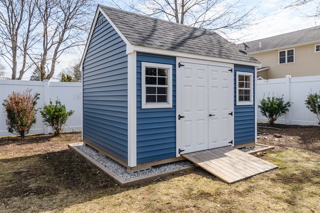 48 Wethersfield Road Natick, MA 01760 - Photo 32 of 33