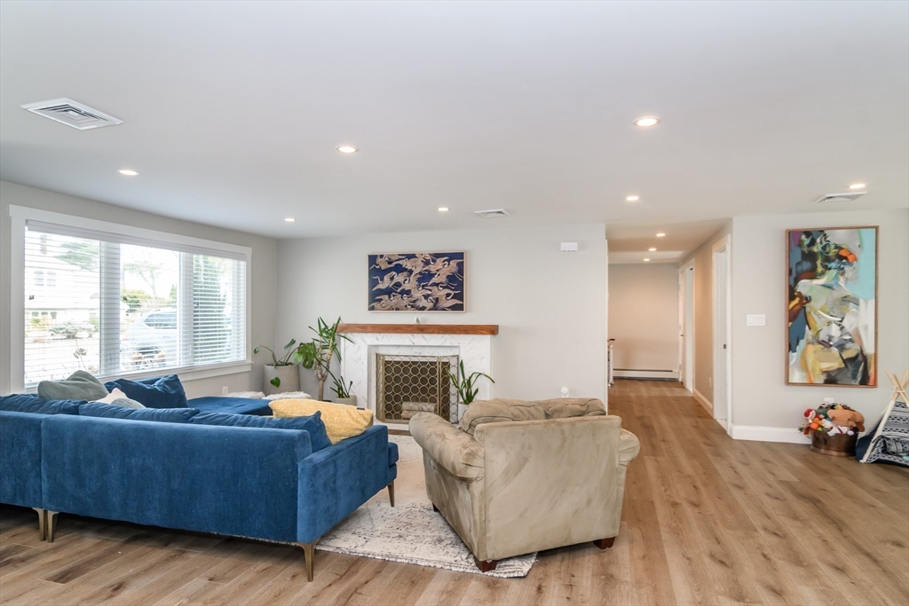 48 Wethersfield Road Natick, MA 01760 - Photo 10 of 33