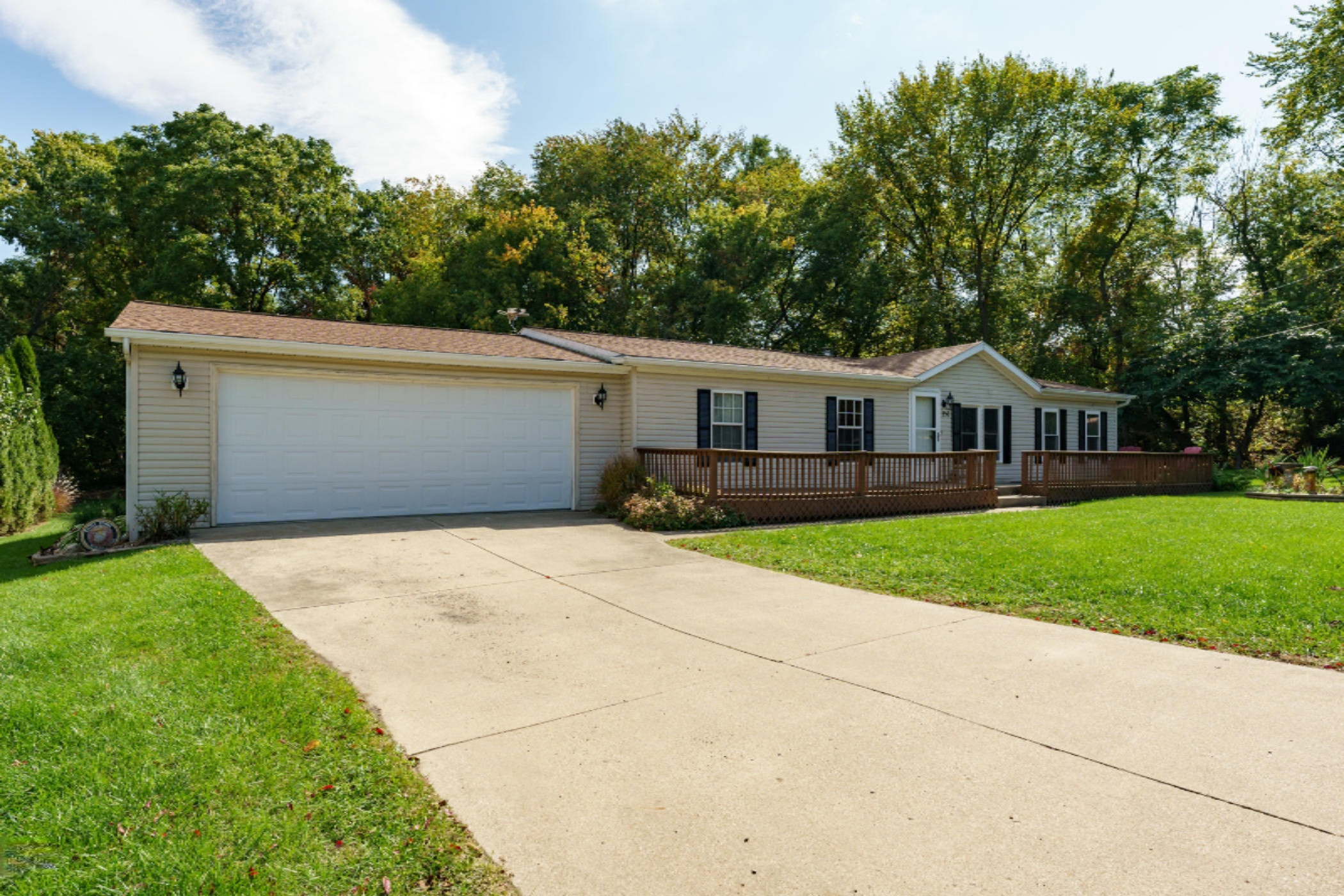 350 24th Street North Springfield, MI 49037 - Photo 24 of 38 24th_St_350_Springfield_49037-24