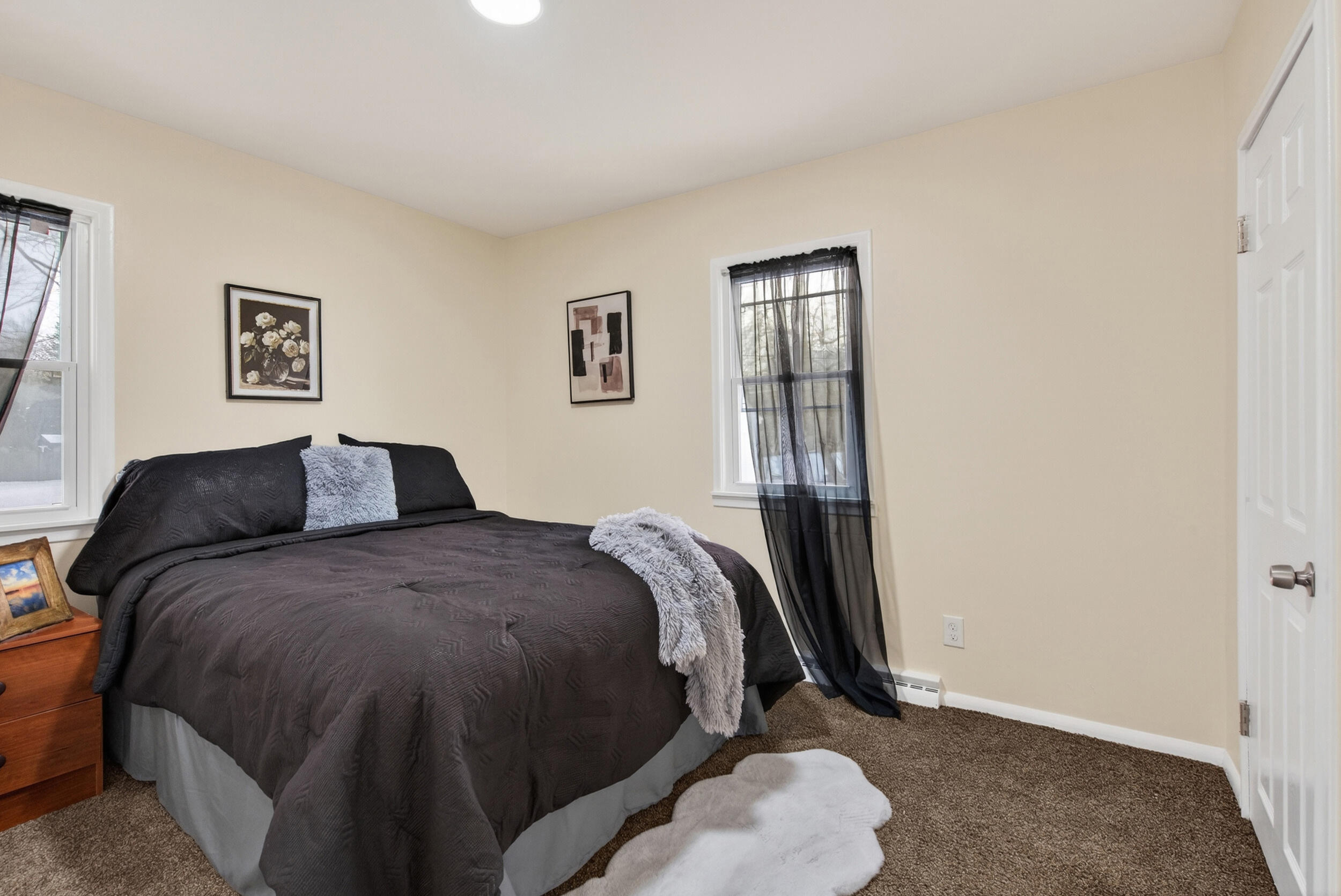 992 Home Avenue Fox Crossing, WI 54952 - Photo 17 of 38 Bedroom