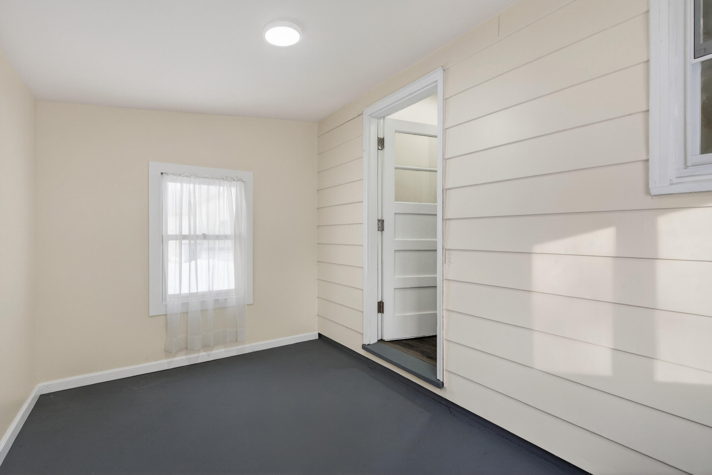 992 Home Avenue Fox Crossing, WI 54952 - Photo 20 of 38 Bonus Room