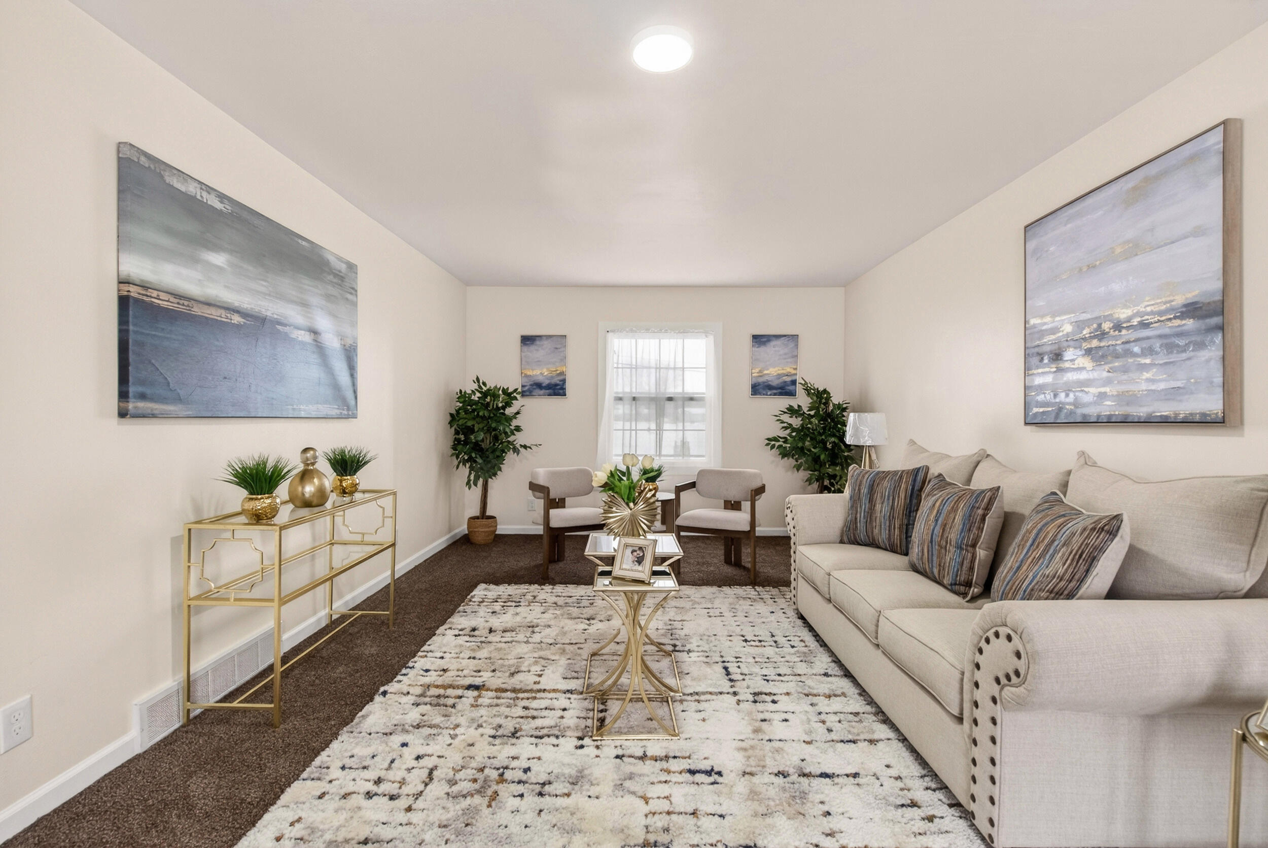 992 Home Avenue Fox Crossing, WI 54952 - Photo 2 of 38 Living Room