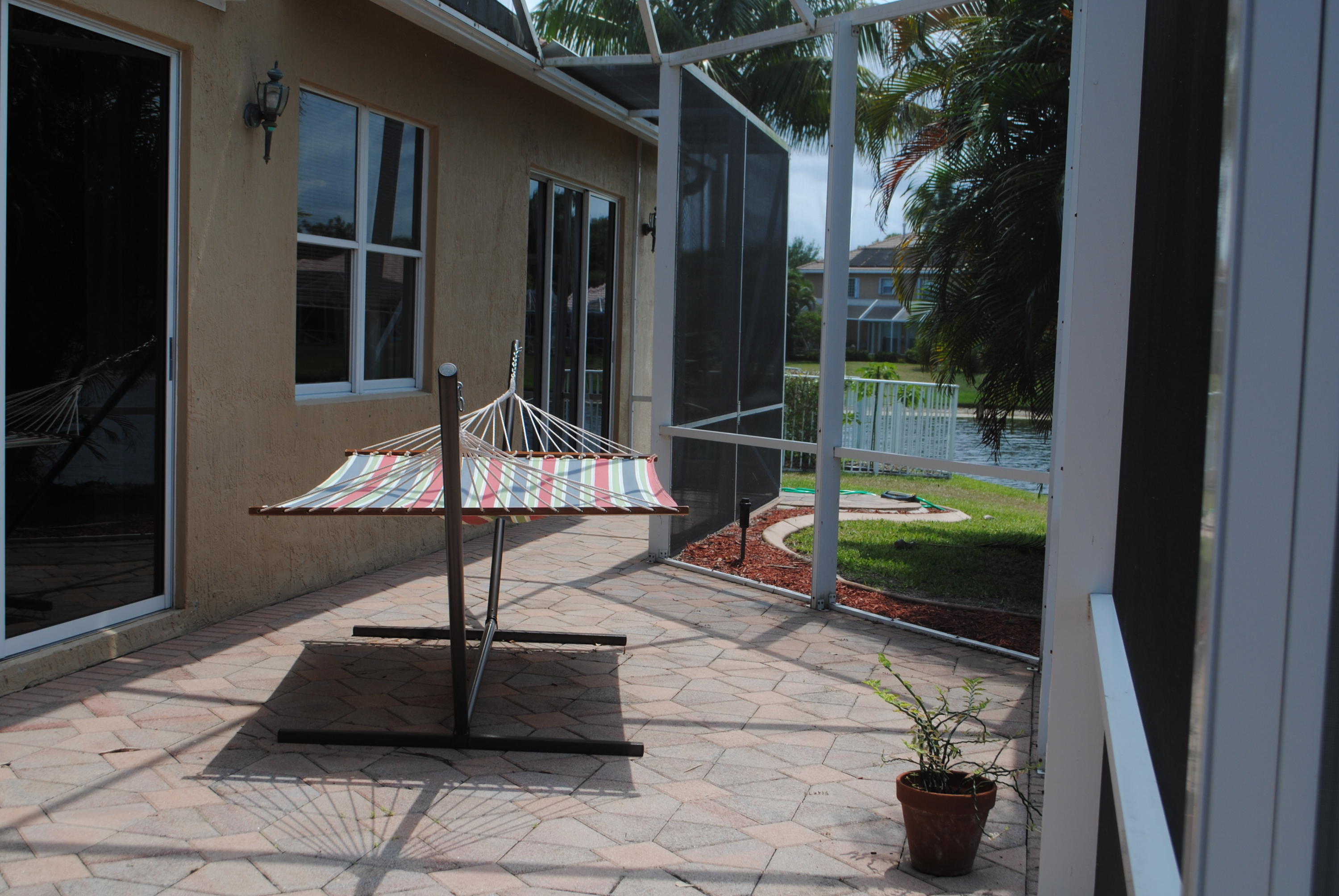 548 Robin Lane Jupiter, FL 33458 - Photo 5 of 20 DSC_0425
