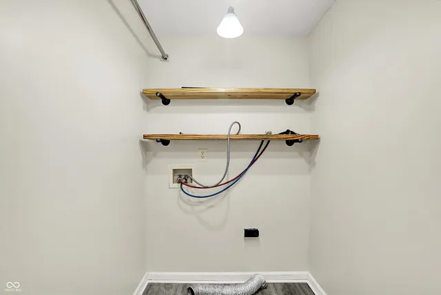 $464,900 | 1990 Red Oak Drive, Franklin, IN 46131