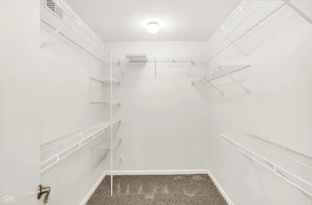 $464,900 | 1990 Red Oak Drive, Franklin, IN 46131