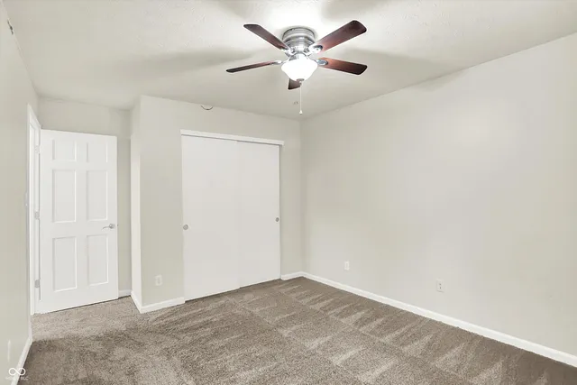 $464,900 | 1990 Red Oak Drive, Franklin, IN 46131