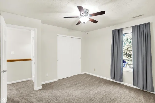 $464,900 | 1990 Red Oak Drive, Franklin, IN 46131