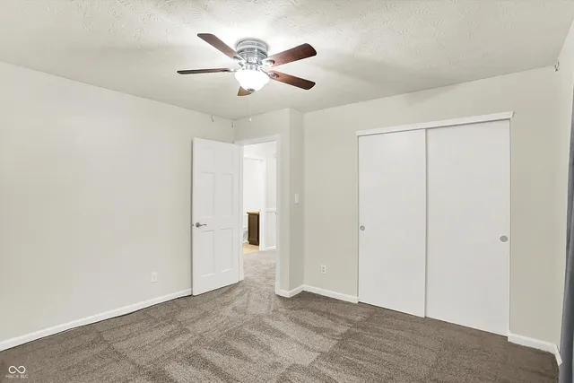 $464,900 | 1990 Red Oak Drive, Franklin, IN 46131