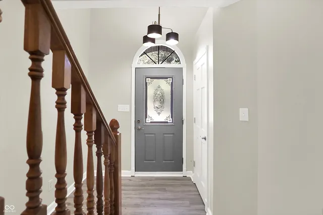 $464,900 | 1990 Red Oak Drive, Franklin, IN 46131