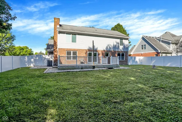 $464,900 | 1990 Red Oak Drive, Franklin, IN 46131