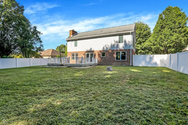 $464,900 | 1990 Red Oak Drive, Franklin, IN 46131