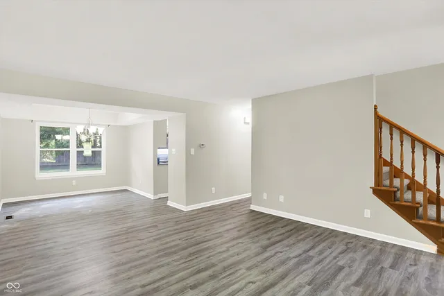 $464,900 | 1990 Red Oak Drive, Franklin, IN 46131