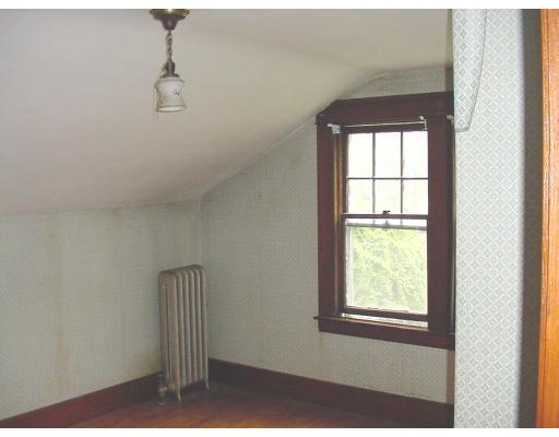 25 Strathmore Road Worcester, MA 01610 - Photo 14 of 21 Gallery Image 14