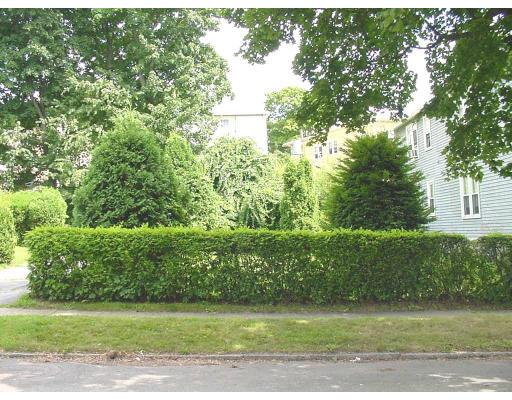 25 Strathmore Road Worcester, MA 01610 - Photo 20 of 21 Gallery Image 20