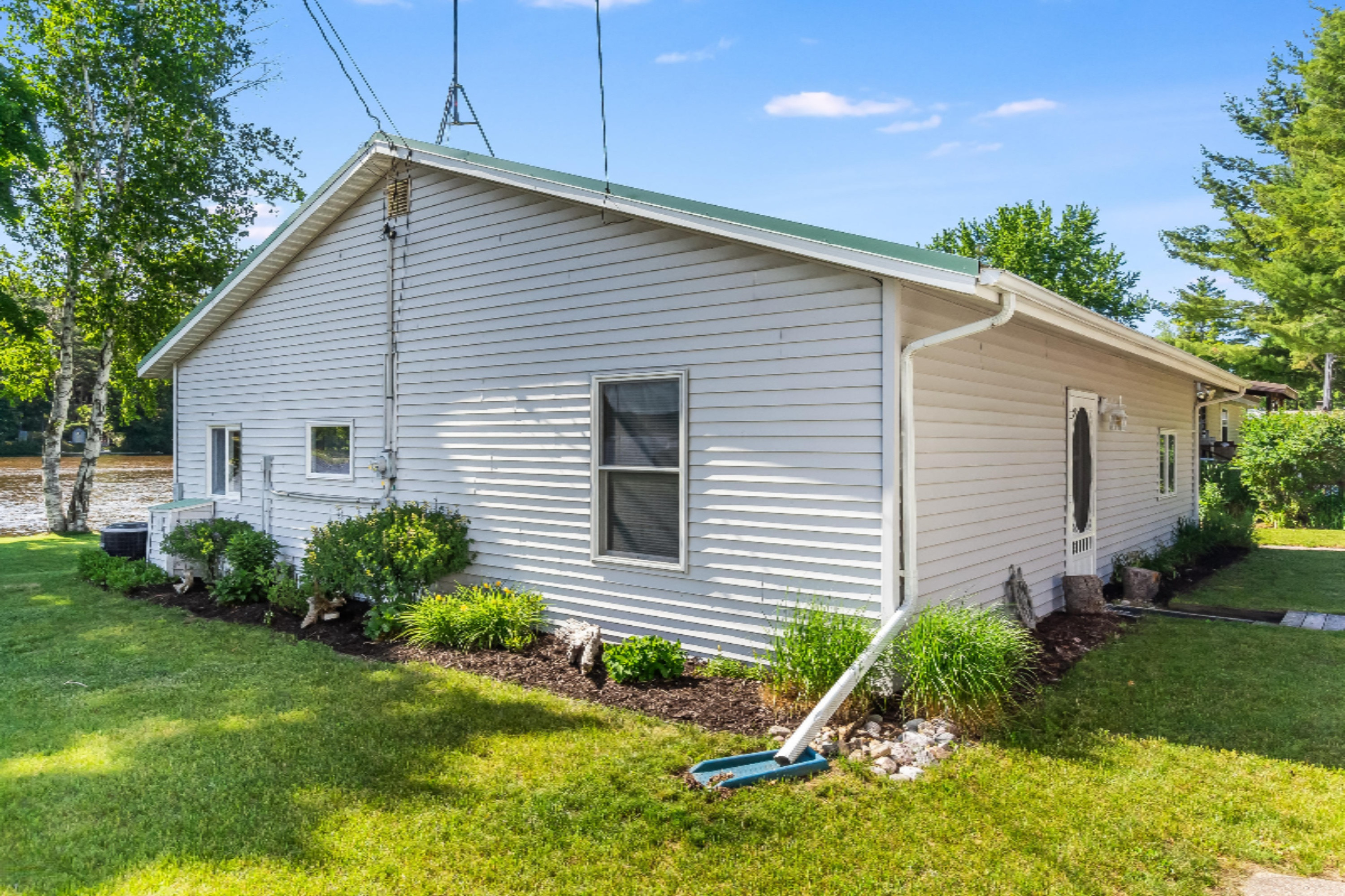 11675 Riverside Drive Stanwood, MI 49346 - Photo 5 of 25 IMG_0155