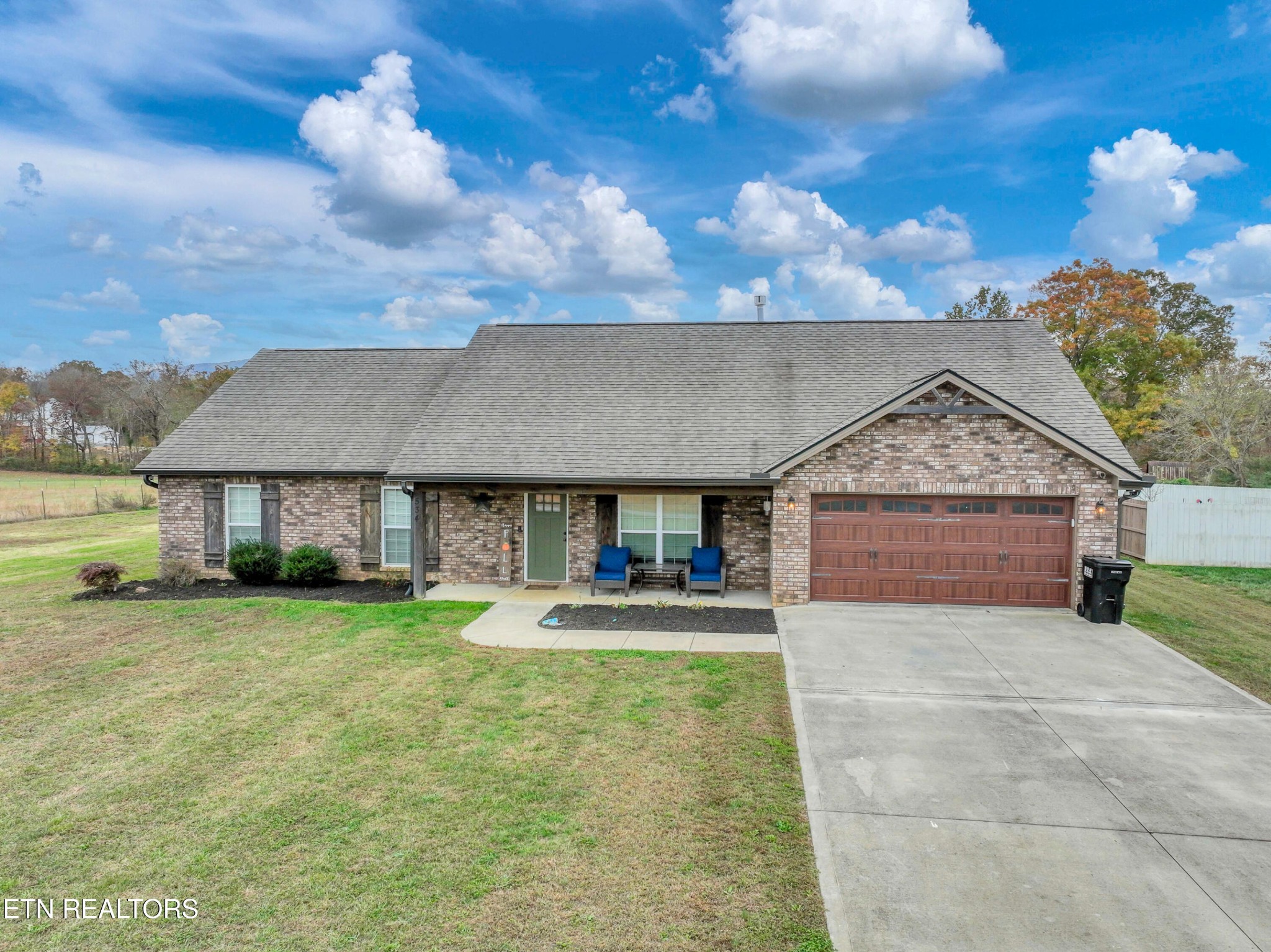 534 Roper Way Walland, TN 37886 - Photo 1 of 40 Gallery Image 1