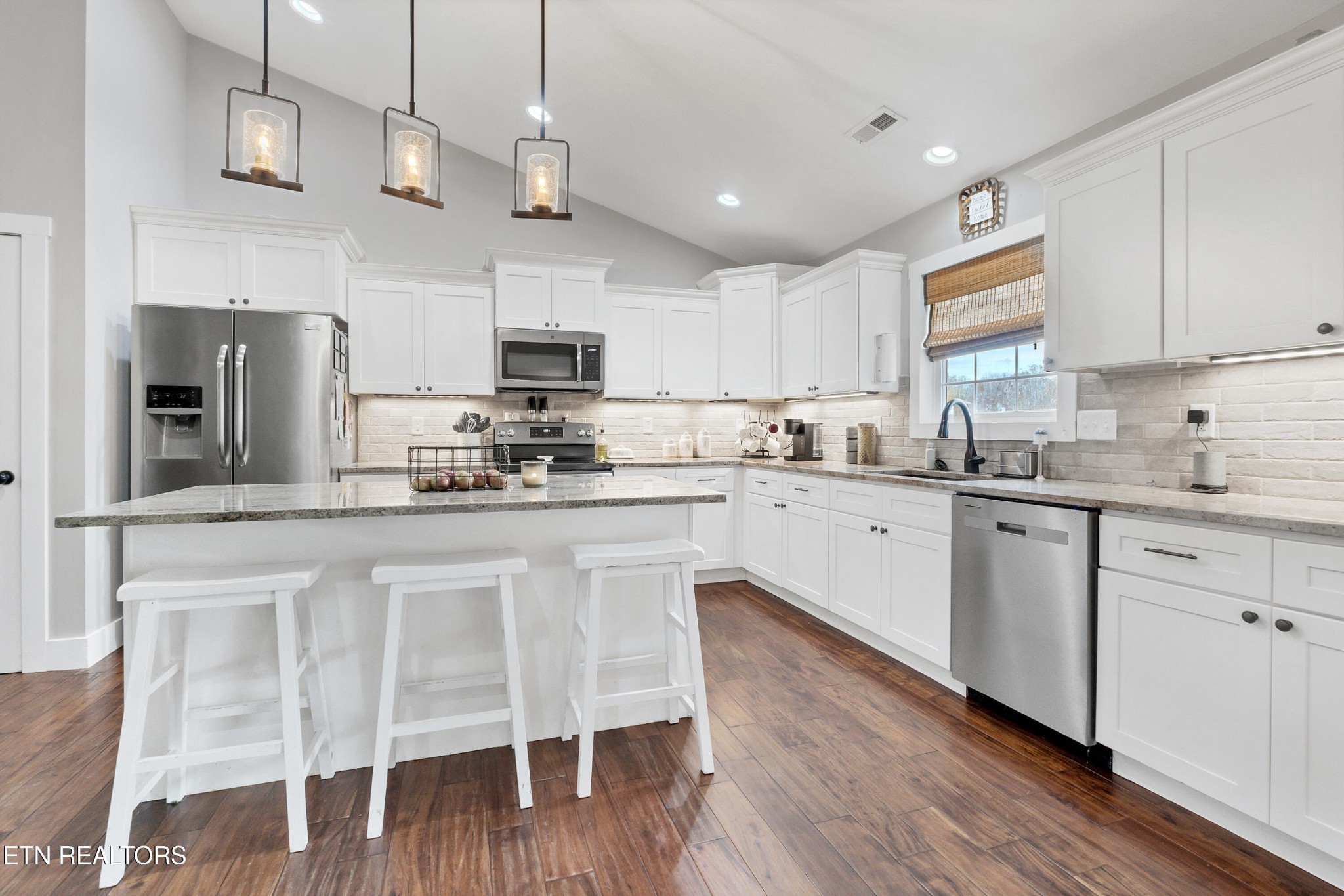 534 Roper Way Walland, TN 37886 - Photo 11 of 40 Gallery Image 11