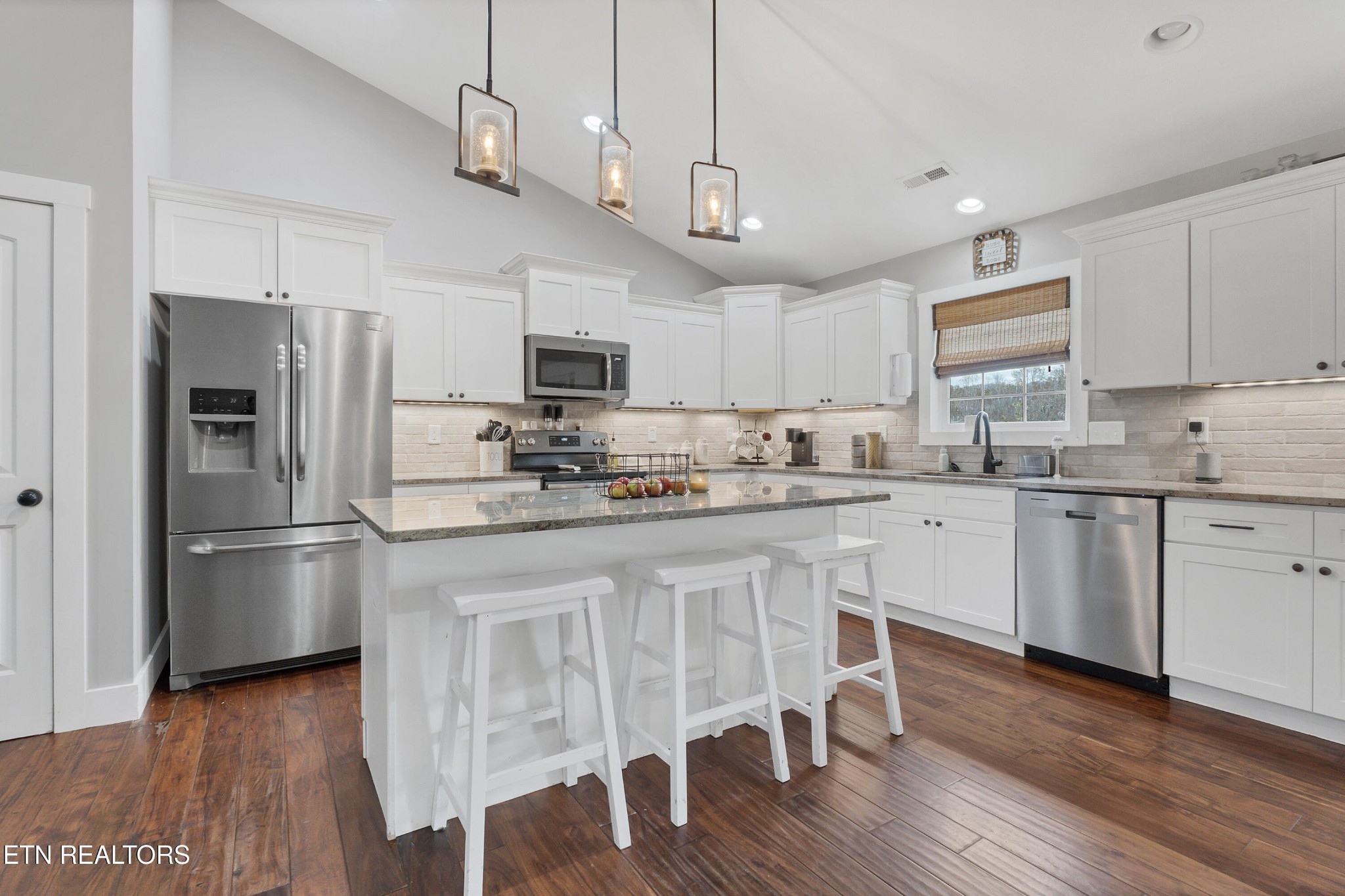 534 Roper Way Walland, TN 37886 - Photo 12 of 40 Gallery Image 12
