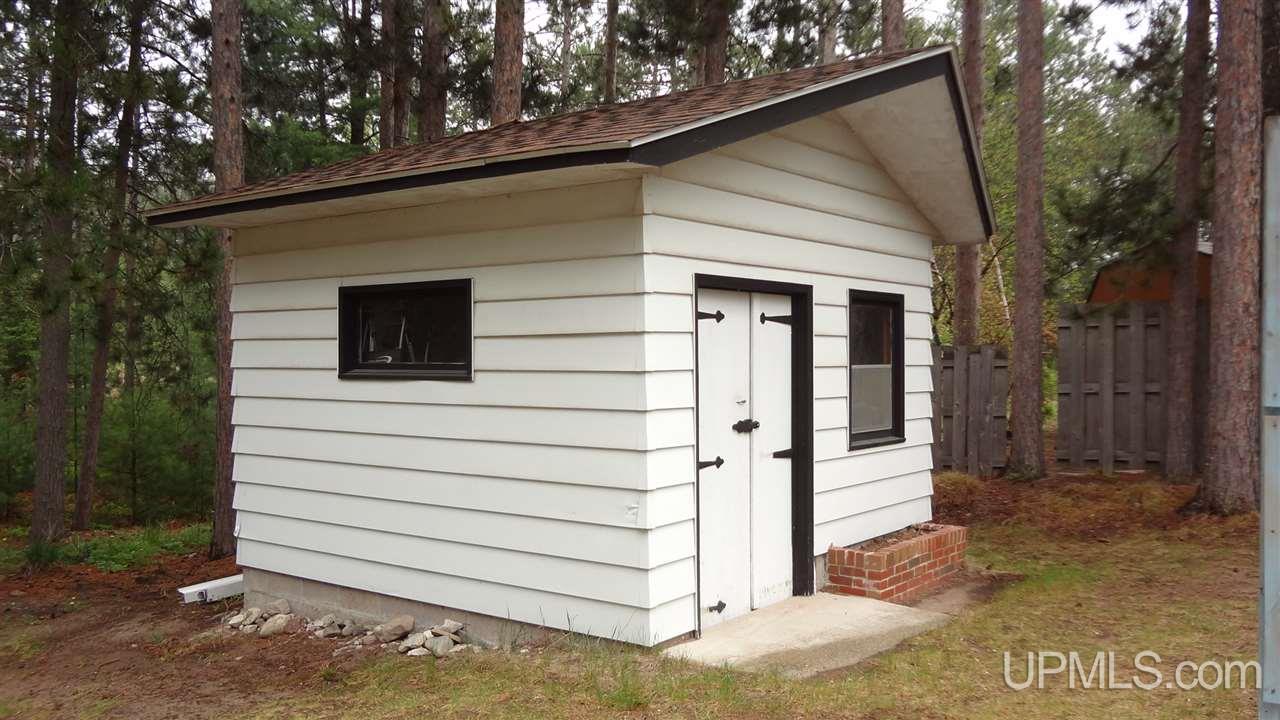 417 Riverside Road Marquette, MI 49855 - Photo 33 of 35 Gallery Image 33