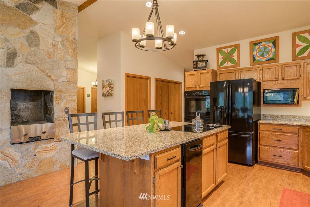 6415 Summit View Place Wenatchee, WA 98801 - Photo 11 of 40 Gallery Image 11