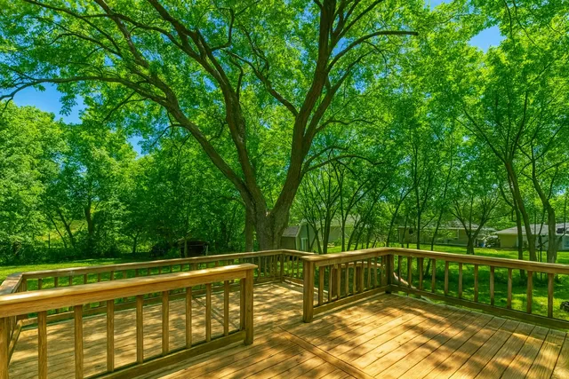 $325,000 | 24199 West Beach Grove Road, Antioch, IL 60002