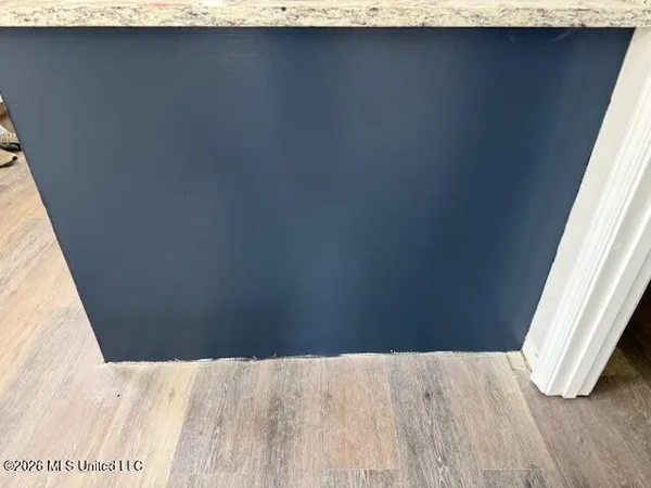 $2,400 | 3305 North 8th Street, Ocean Springs, MS 39564