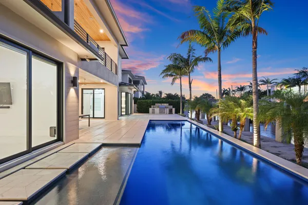 $5,495,000 | 933 Allamanda Drive, Delray Beach, FL 33483