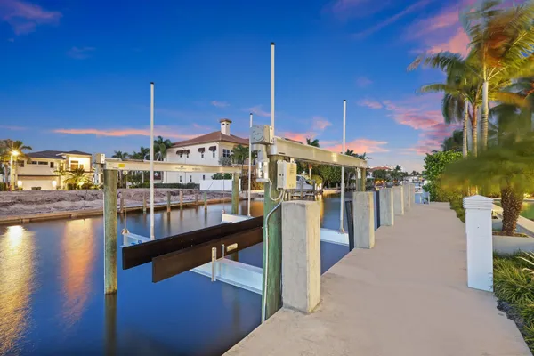 $5,495,000 | 933 Allamanda Drive, Delray Beach, FL 33483