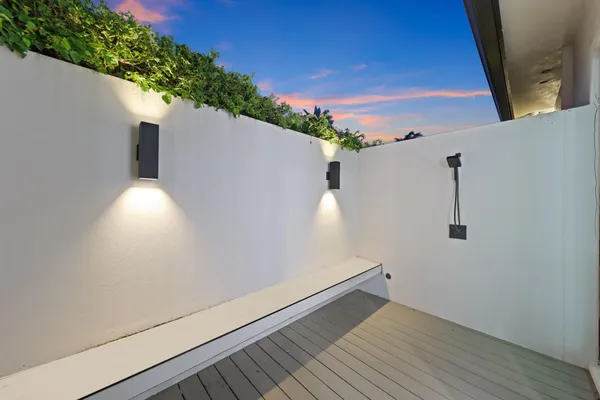 $5,495,000 | 933 Allamanda Drive, Delray Beach, FL 33483